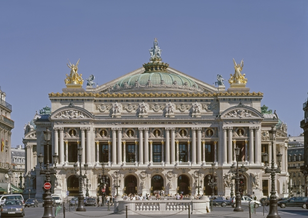 Armoedig Bomen planten versnelling The Palais Garnier highlights traditional upholstery – Jouffre / Ateliers  Créatifs